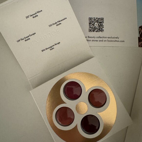 Louis Vuitton LA BEAUTE Lip Sample (4 colors) - Picture 2 of 8
